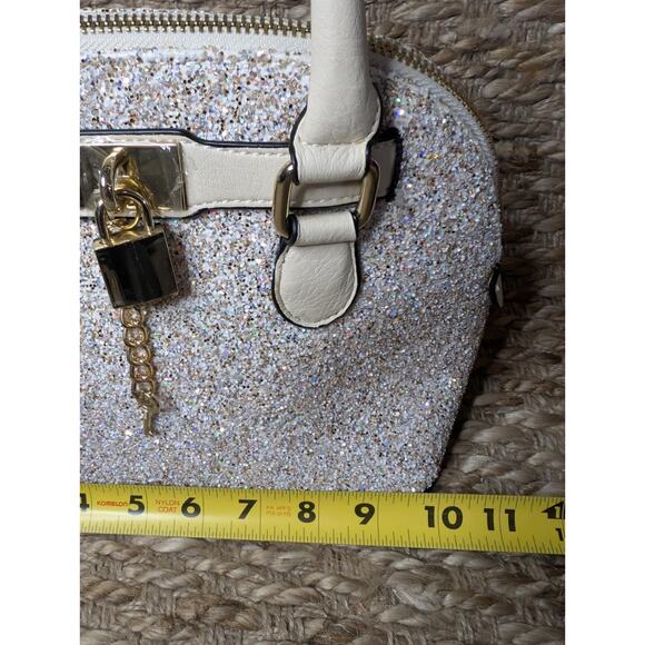 Aldo Cream & Gold Glitter Sparkly Handbag Purse With Lock And Key - Picture 11 of 12